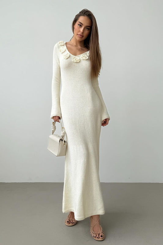 Norma V-neck Stereo Flower Maxi Knit Dress